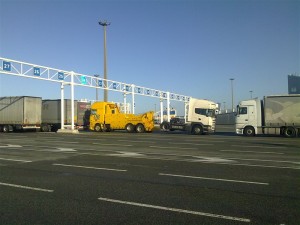 E90 060810 121